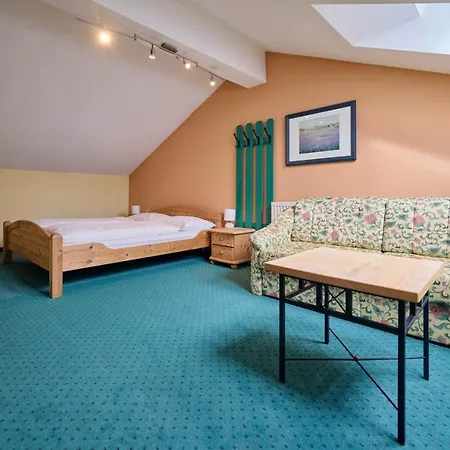 Heart Aurora Hotel 3*