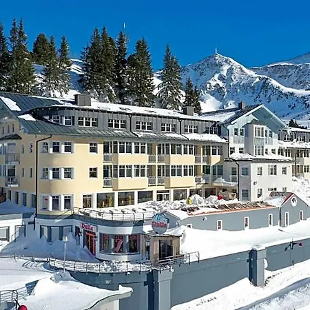 Hotel Heart Aurora